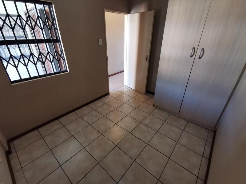 To Let 1 Bedroom Property for Rent in Die Bult North West